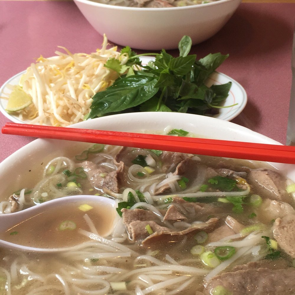 Que Huong - Vietnamese Near Me - Biddeford, Maine Que Huong - Vietnamese Near Me - Biddeford, Maine