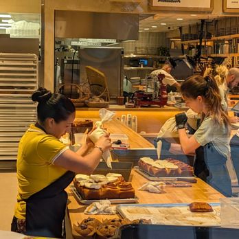 Sugarwolf Bakery - Bakeries Near Me - Austin, Texas Sugarwolf Bakery - Bakeries Near Me - Austin, Texas