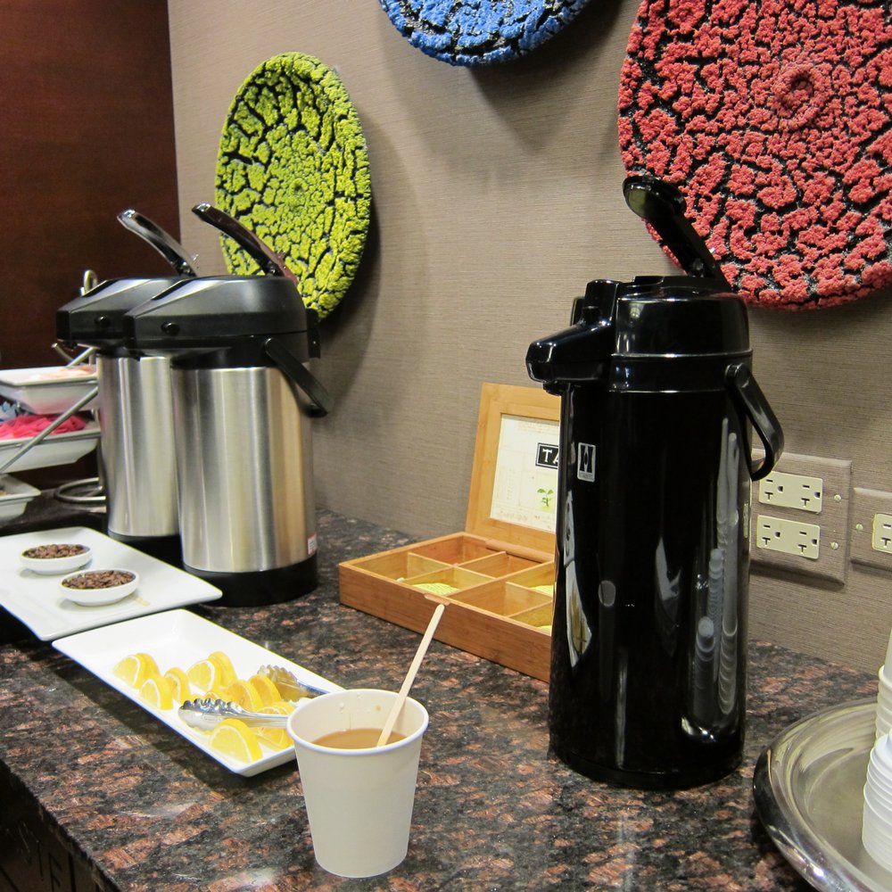River Hotel - Free tea and coffee - Hotels Near Me - Chicago, Illinois River Hotel - Free tea and coffee - Hotels Near Me - Chicago, Illinois