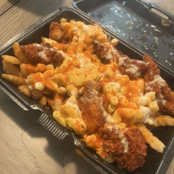 Dave's Hot Chicken - Mine loaded fries with Mac and cheese and daves chicken - Chicken Shop Near Me - Conyers, Georgia Dave's Hot Chicken - Mine loaded fries with Mac and cheese and daves chicken - Chicken Shop Near Me - Conyers, Georgia