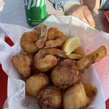 Barbara's Fishtrap - Ocean Prawns - Seafood Near Me - Half Moon Bay, California