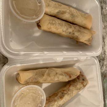 Phomono Vietnamese Cuisine - Spring rolls - Vietnamese Near Me - Ajax, Ontario