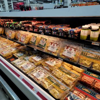 BJ's Wholesale Club - Inside shopping - Wholesale Stores Near Me - Fairfax, Virginia