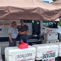 Island Fish - Ready to serve all your seafood needs
