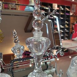 Lily Bee's Consignment Shop