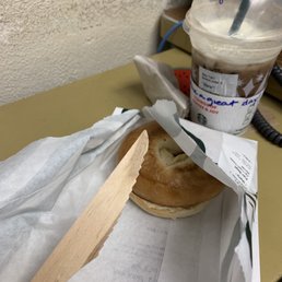 So cute the wooden spoon! The team is so cute, they write little messages! So cute the wooden spoon! The team is so cute, they write little messages!