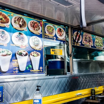 Mariscos El Hermano - Street Vendors Near Me - Vernon, California