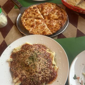 Rocky's Pizza - Cavatelli and cheese pizza - Pizza Near Me - Cleveland, Ohio