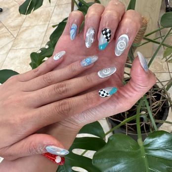 Nailsneedlove Studio - I absolutely love my nails!! The detail is insane and they did such a great job. I can't wait to come back here - Nail Salons Near Me - Costa Mesa, California