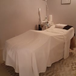 Ariani King Therapy and Beauty