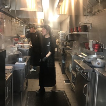 Ippudo Berkeley - Chef and kitchen - Ramen Near Me - Berkeley, California