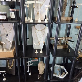 Jem Juicery - Jewlery  and natural products to buy. - Juice Bars & Smoothies Near Me - Turlock, California
