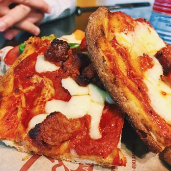 Slice Pizza & Bread Bar - Pizza Near Me - Manchester, XGM Slice Pizza & Bread Bar - Pizza Near Me - Manchester, XGM