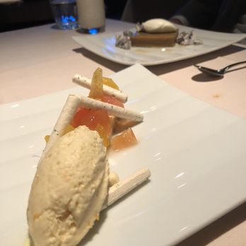 Le Filet - Seafood Near Me - Montreal, Quebec