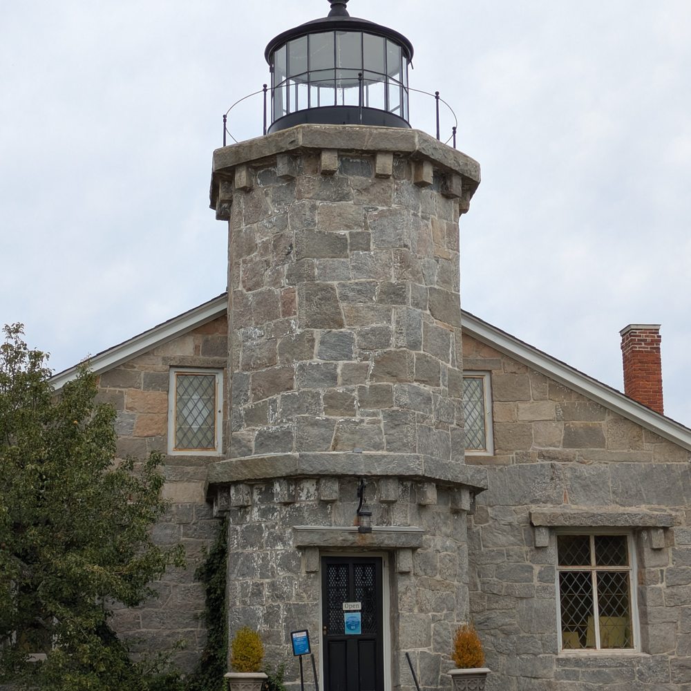Stonington Lighthouse Museum - Stonington Lighthouse Museum - Museums Near Me - Stonington, Connecticut Stonington Lighthouse Museum - Stonington Lighthouse Museum - Museums Near Me - Stonington, Connecticut
