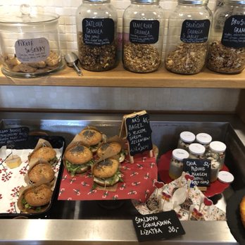 L'aura bistro + cafe - Coffee & Tea Near Me - Poděbrady, ST