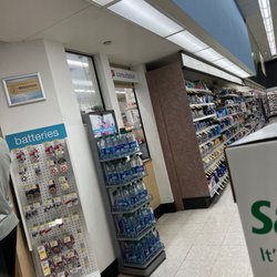 Walgreens - Lame Walgreens on Noland Rd