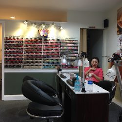 Media Nails