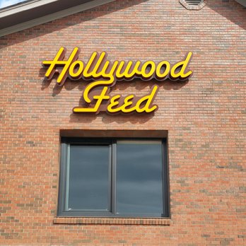 Hollywood Feed - Pet Stores Near Me - Conway, Arkansas