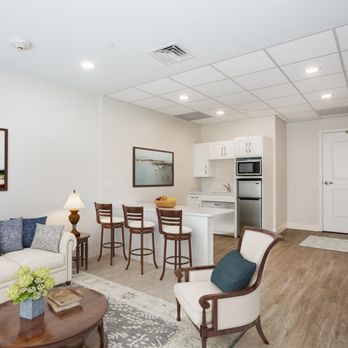 Hearthwood Senior Living - Assisted Living Facilities Near Me - Bartlett, Illinois Hearthwood Senior Living - Assisted Living Facilities Near Me - Bartlett, Illinois