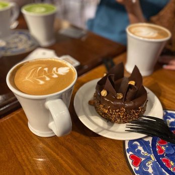 Urth Caffé - Orange - Coffee & Tea Near Me - Orange, California