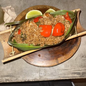 Restaurante Mezzanine - Kao Pad with shrimp - Thai Near Me - Tulum, ROO Restaurante Mezzanine - Kao Pad with shrimp - Thai Near Me - Tulum, ROO