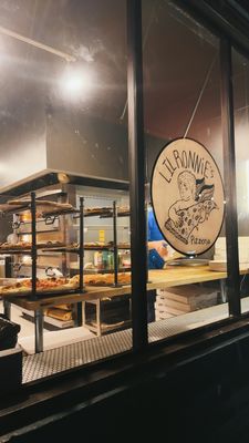 Lil Ronnie’s by null