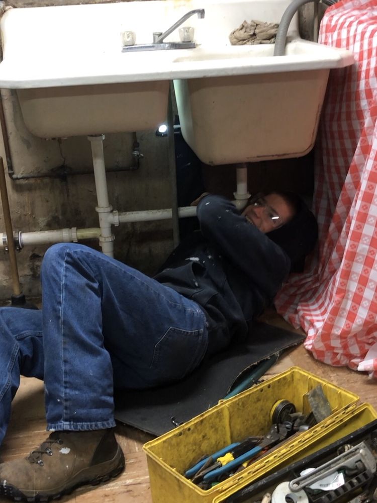 Slide of Lenny's Plumbing & Heating