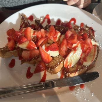La Catedral Cafe & Restaurant - Strawberry french toast - Breakfast & Brunch Near Me - Chicago, Illinois La Catedral Cafe & Restaurant - Strawberry french toast - Breakfast & Brunch Near Me - Chicago, Illinois