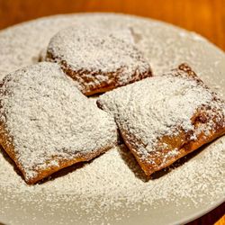 Maple Tree Inn - Beignets
