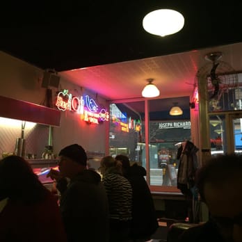 The Templeton - Cool neon signs! - Breakfast & Brunch Near Me - Vancouver, British Columbia