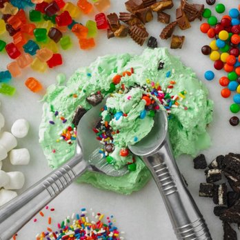 Marble Slab Creamery - a scoop of green frosting surrounded by assorted candy and candies - Ice Cream & Frozen Yogurt Near Me - San Antonio, Texas Marble Slab Creamery - a scoop of green frosting surrounded by assorted candy and candies - Ice Cream & Frozen Yogurt Near Me - San Antonio, Texas