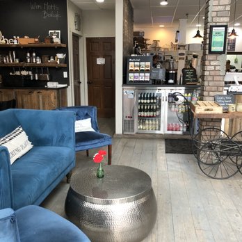 Mom's Baking - Inside - Breakfast & Brunch Near Me - Breckenridge, Colorado