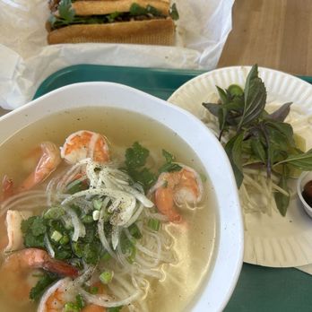 Sandwich Maker - Shrimp pho, banh mi - Sandwiches Near Me - Los Gatos, California Sandwich Maker - Shrimp pho, banh mi - Sandwiches Near Me - Los Gatos, California