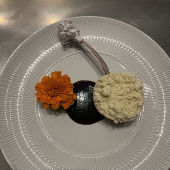 Alinea - New American Near Me - Chicago, Illinois