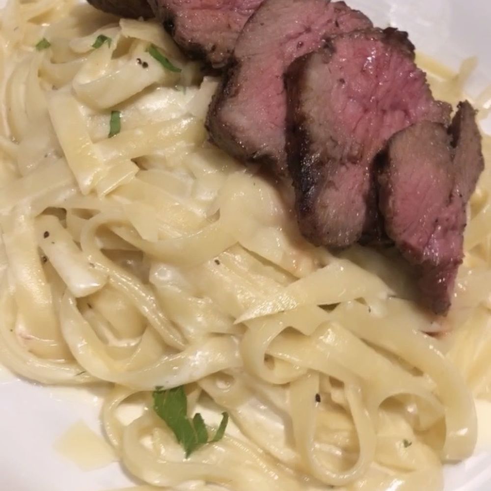 Steak Fettuccine Alfredo Steak Fettuccine Alfredo
