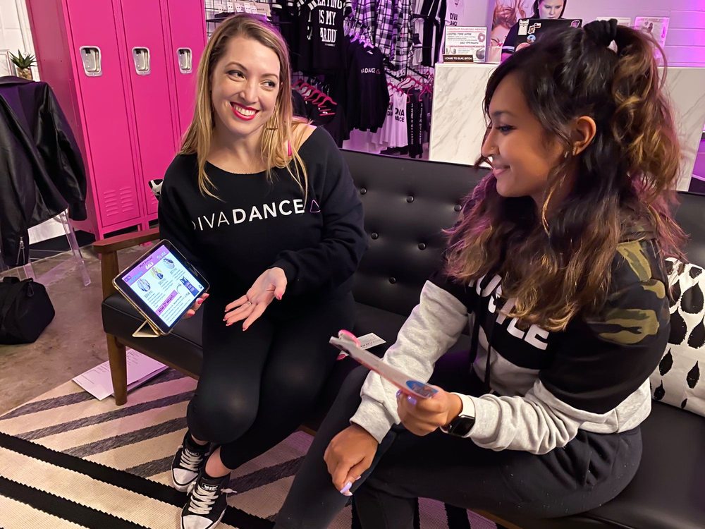 DivaDance Chicago Logo