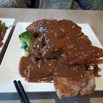 Hong Far Cafe - Pork chops over rice - Chinese Near Me - Richmond Hill, Ontario