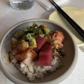 Cuddlefish - poke bowl 1/5 stars - Coffee & Tea Near Me - Dunwoody, Georgia