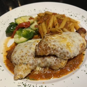 Mancuso's Restaurant - Chicken Parmigiana - Italian Near Me - Phoenix, Arizona