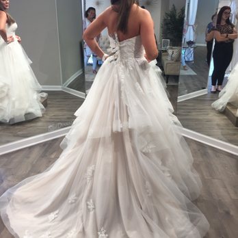 Diana's Bridal - Bridal Near Me - Skokie, Illinois