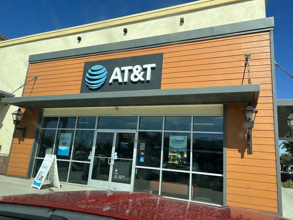 AT&T STORE - Updated June 2026 - 22 Photos & 15 Reviews - 2610 Reynolds ...