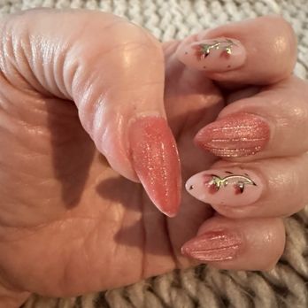 Vsl Nail Spa - Pretty spring nails. Designed by Mimi! - Nail Salons Near Me - Madison, Alabama