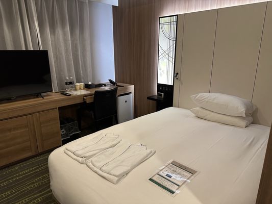 JR-EAST HOTEL METS SHIBUYA by null