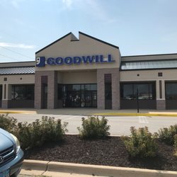 Goodwill - Store front