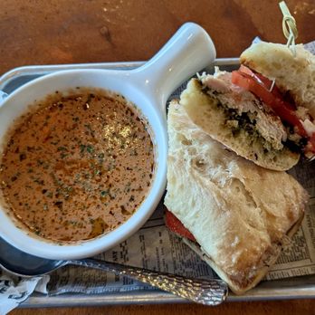 Old Mulehouse - Chicken Caprese w/ Tomato Basil soup - Pubs Near Me - Jasper, Georgia