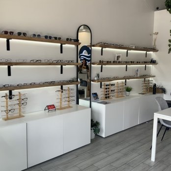 Ocean Eyes Optometry - Optometrists Near Me - Carlsbad, California