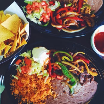 El Comalon Mexican Restaurant - Fajita lunch. Hardly any meat. - Mexican Near Me - Spokane, Washington El Comalon Mexican Restaurant - Fajita lunch. Hardly any meat. - Mexican Near Me - Spokane, Washington