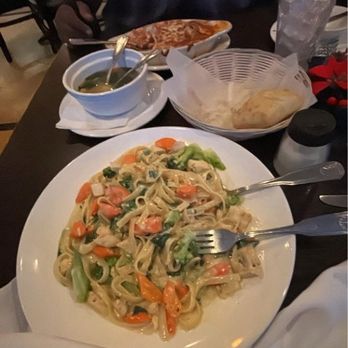 Cara Mia - Fettuccine Primavera - Italian Near Me - Rancho Cucamonga, California