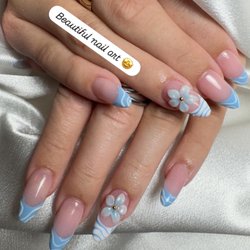 Best Nail salon